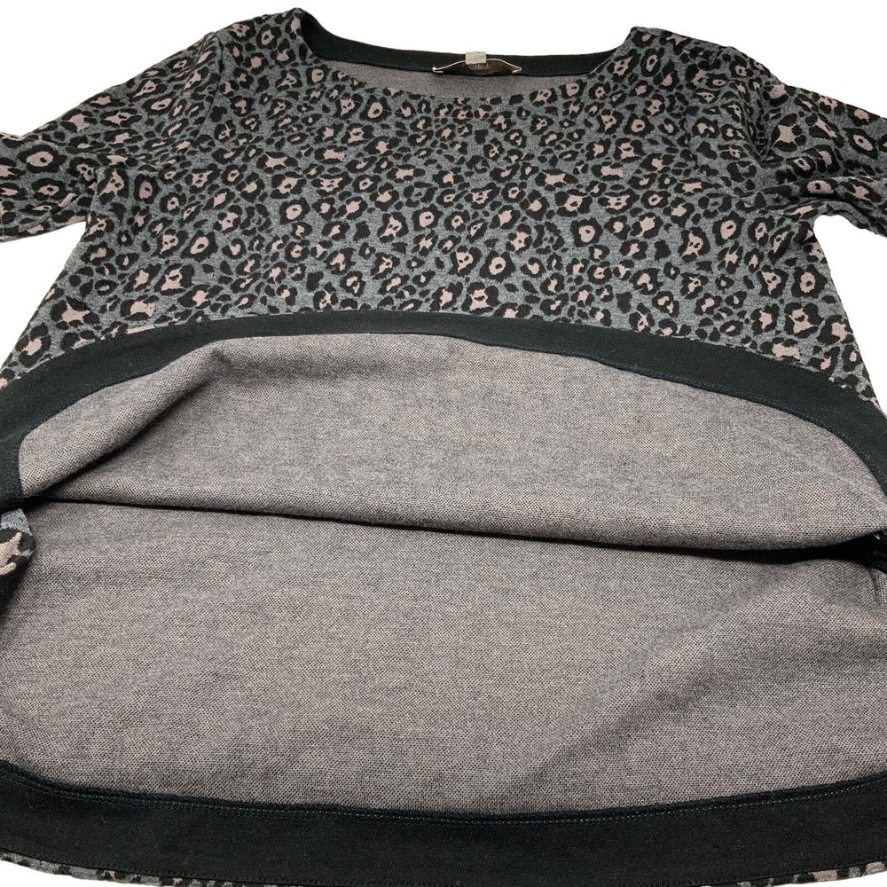 LOFT Womens Small Gray Black Tan Animal Leopard Print Short Sleeve Textured Top - Picture 8 of 13